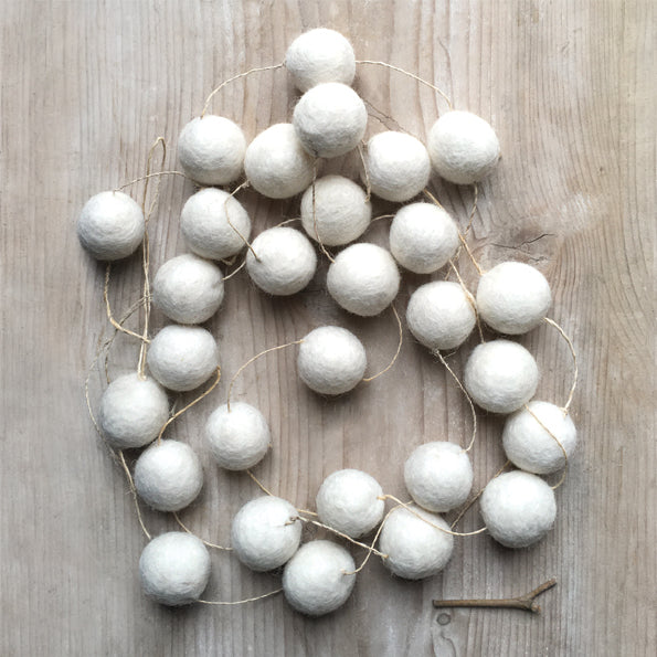 East of India Felt Pompom Garland - White