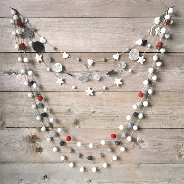 East of India Felt Pompom Garland - White