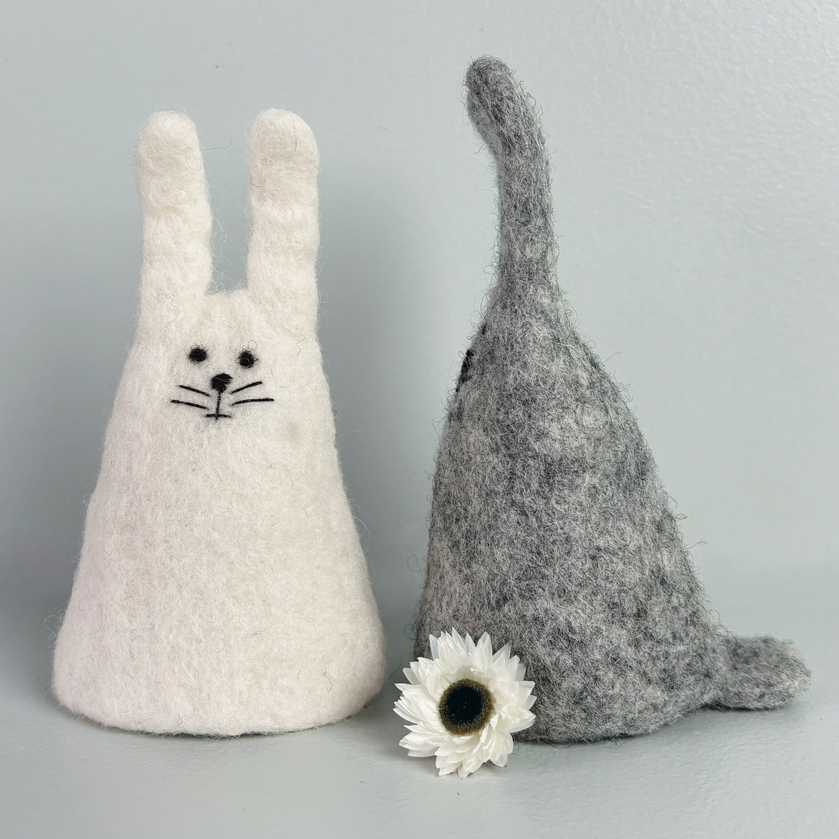 East of India Rabbit Egg Cosy - Grey