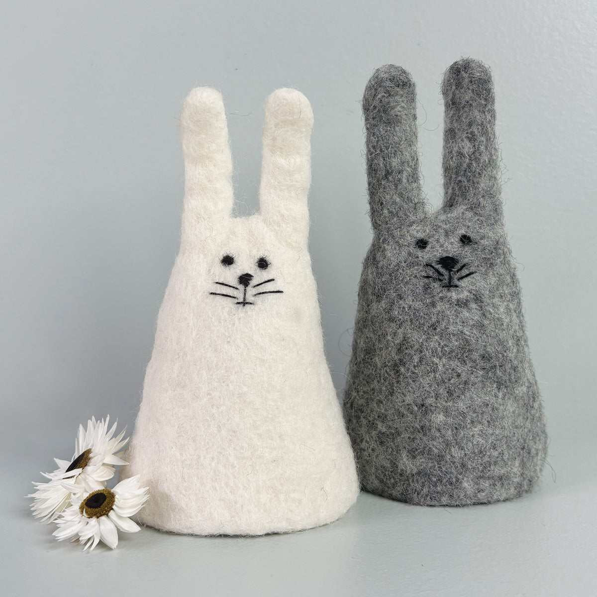 East of India Rabbit Egg Cosy - Grey