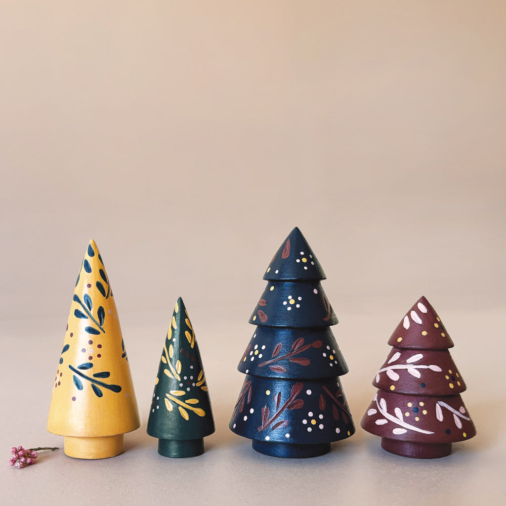 East of India Folk Art Wooden Christmas Tree - Blue