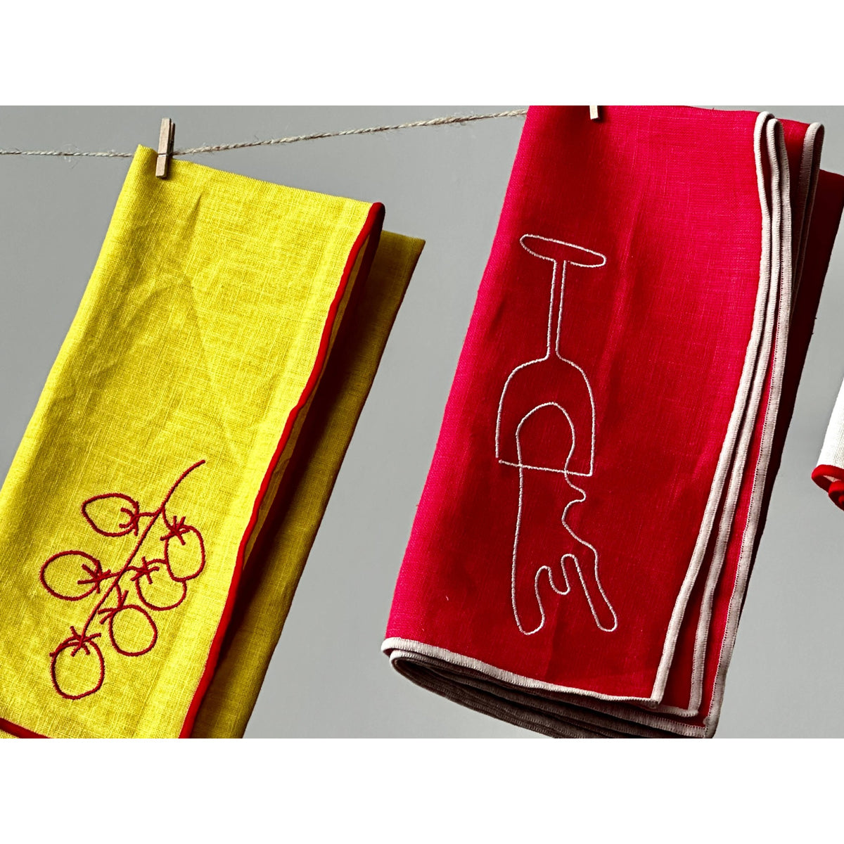 Linen Blend Napkins - Vine Tomatoes, Set of 2