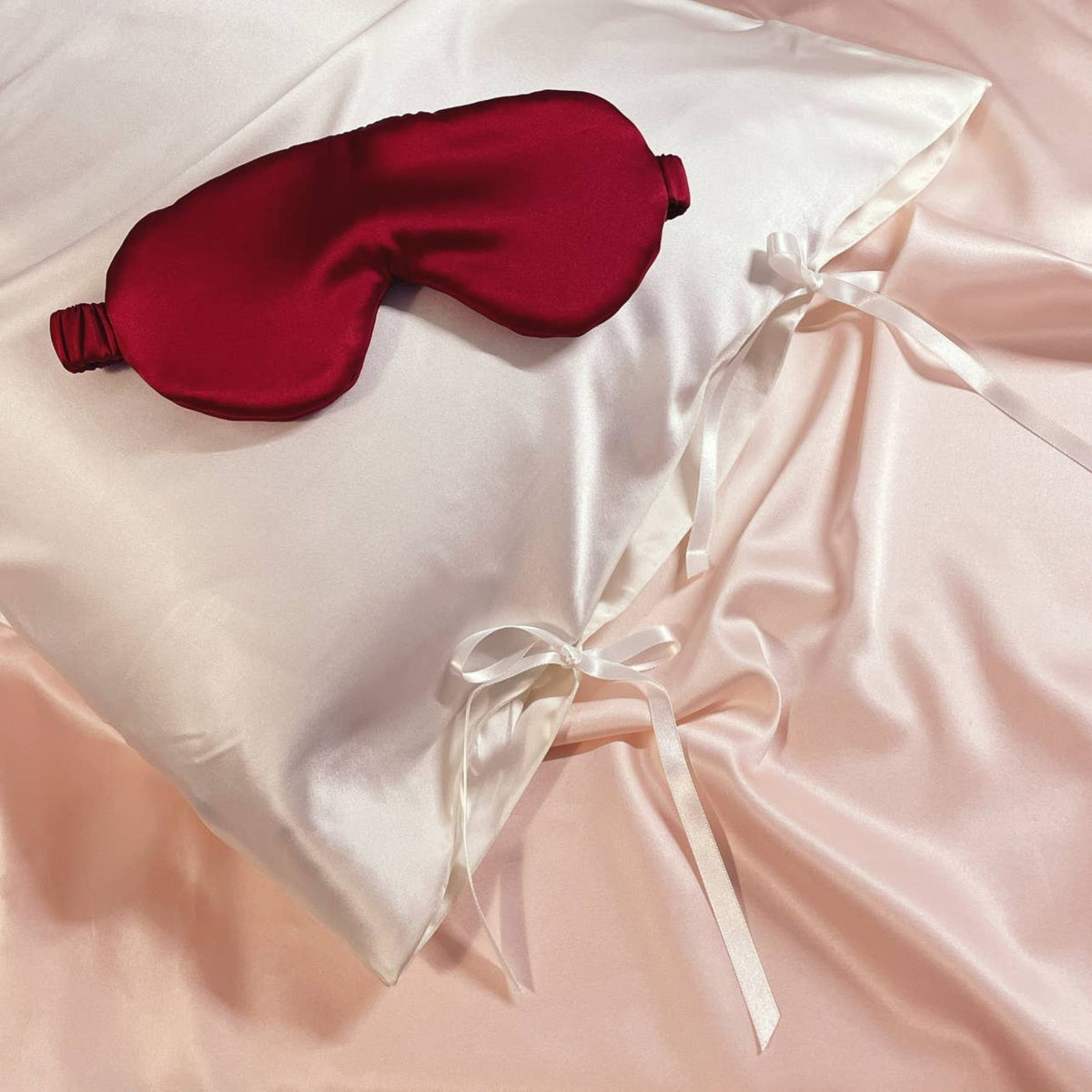 Eliza Mulberry Silk Eye Mask