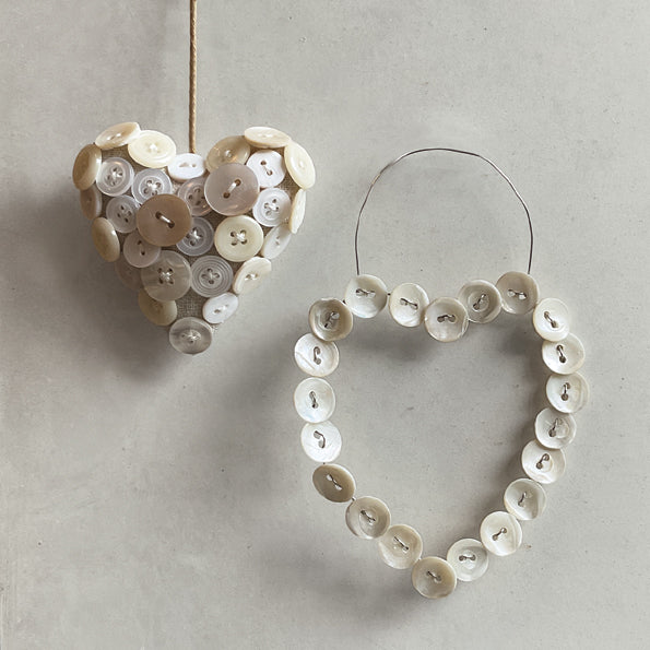 East of India Linen Button Hanging Heart - Cream