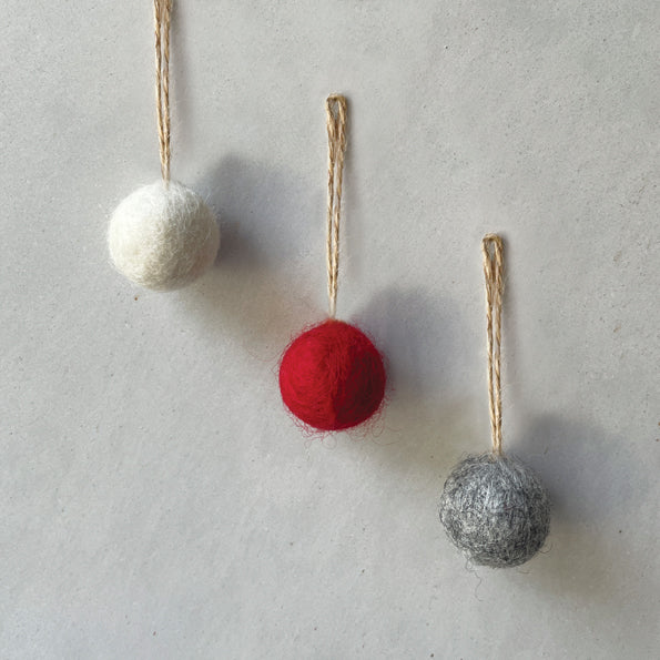 East of India Small Felt Bauble - Red