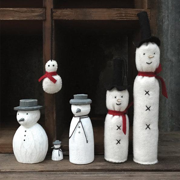 East of India Tiny Felt Hanging Snowman Decoration