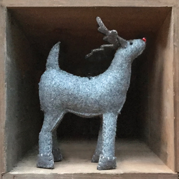 East of India Felt Hanging Reindeer Decoration