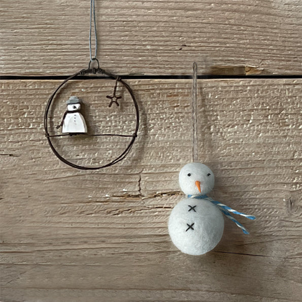 East of India Round Felt Hanging Snowman Decoration