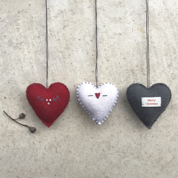 East of India Small Embroidered Hanging Heart - Cream, Hearts & crosses