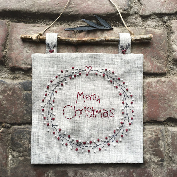 East of India Christmas Embroidered Picture - Wreath
