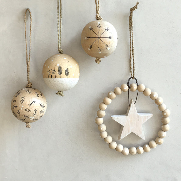 East of India Beaded Wreath Decoration - Star
