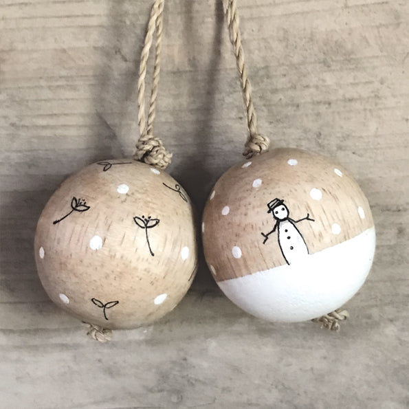 East of India Wooden Bauble - Snowman