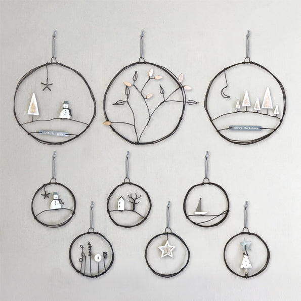 East of India Small Rusty Wire Wreath - Sail Boat