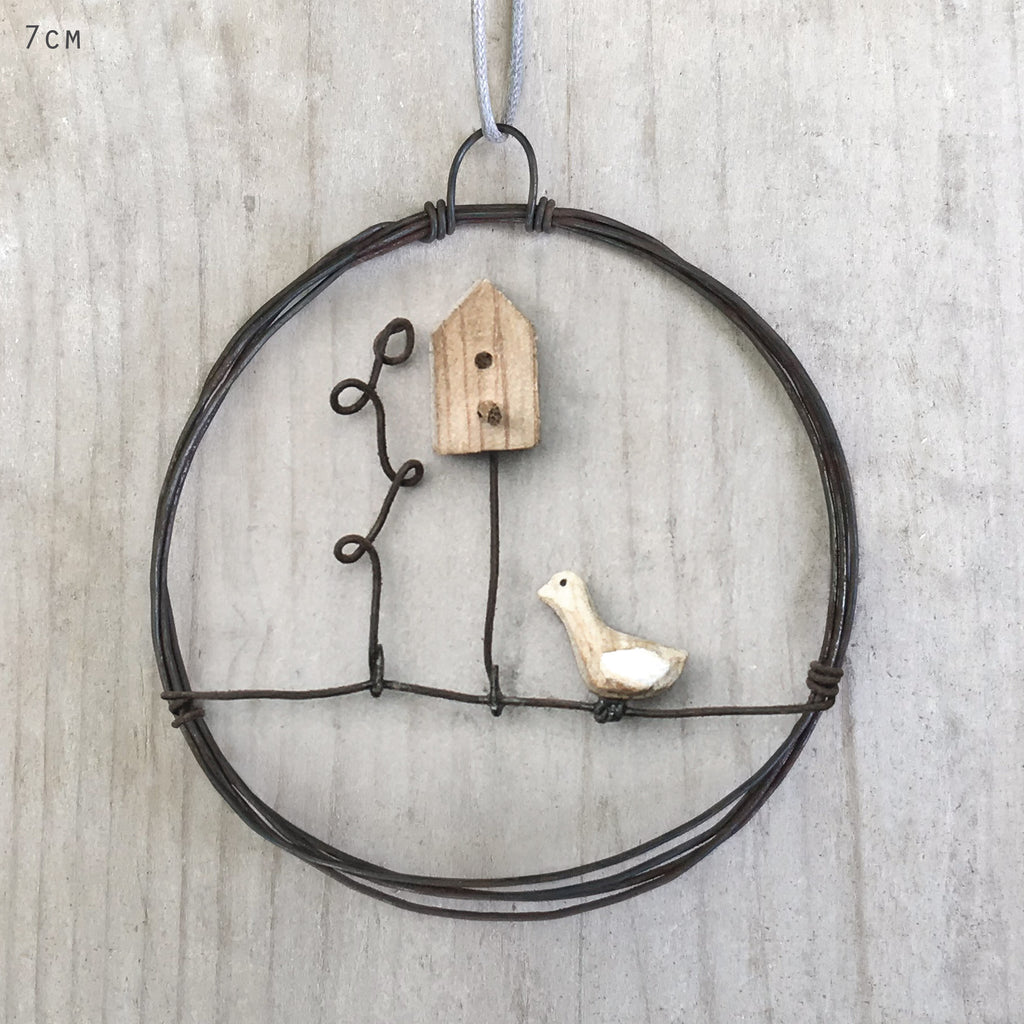 East of India Small Rusty Wire Wreath - Bird House