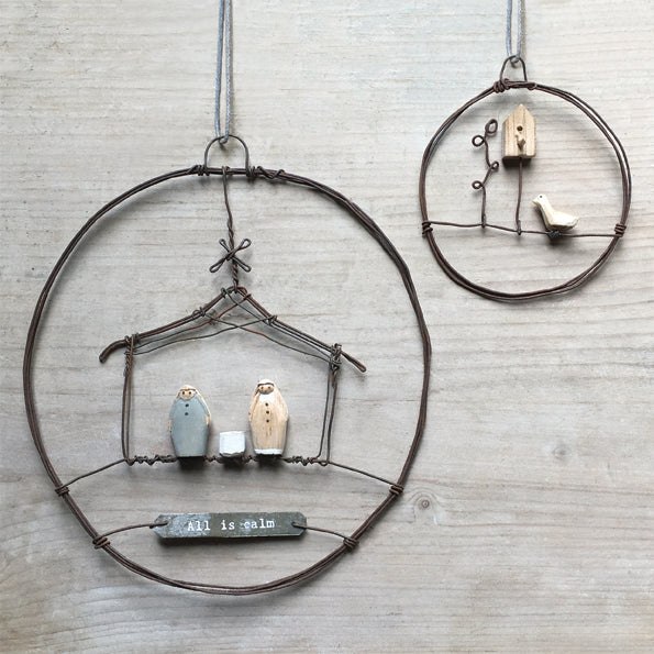 East of India Small Rusty Wire Wreath - Bird House