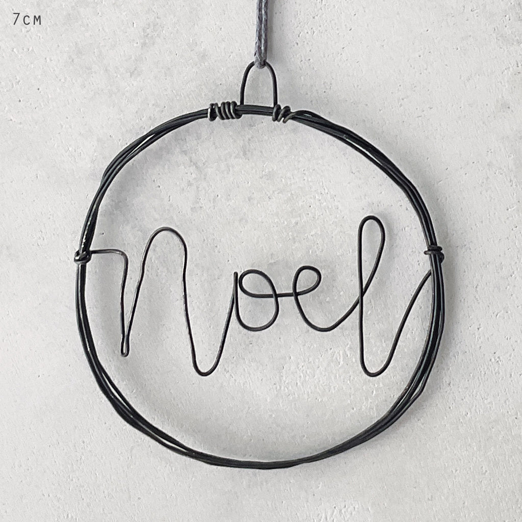 East of India Small Rusty Wire Wreath - Noel