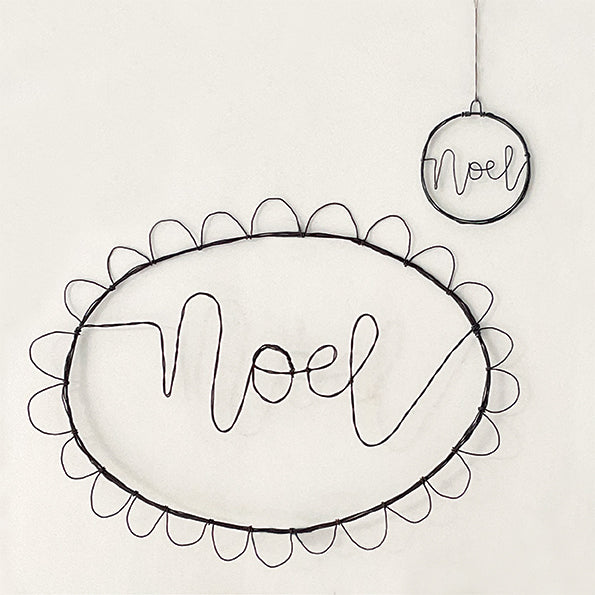 East of India Small Rusty Wire Wreath - Noel
