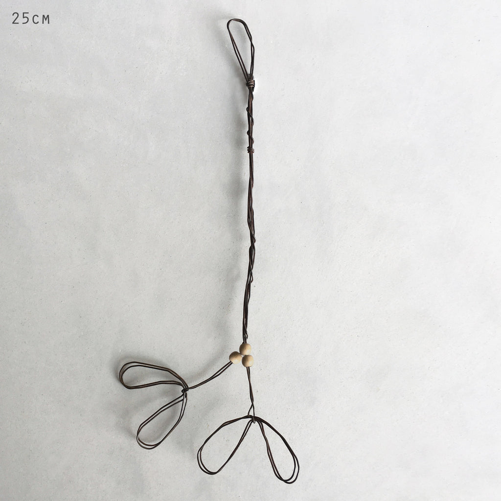 East of India Rusty Wire Decoration - Mistletoe