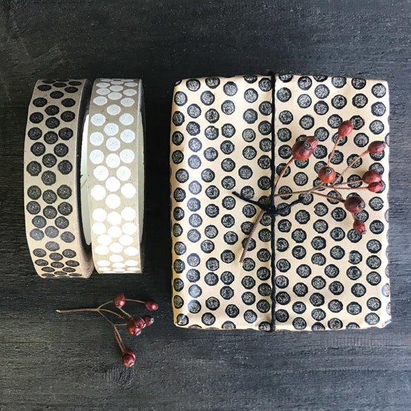East of India Kraft Wrapping Paper Roll, 5m - Black dots