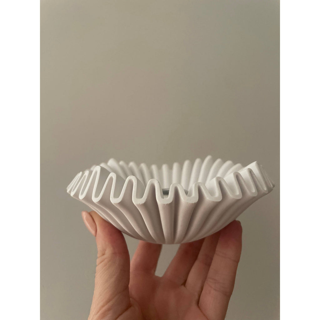 Ruffle Candle Holder