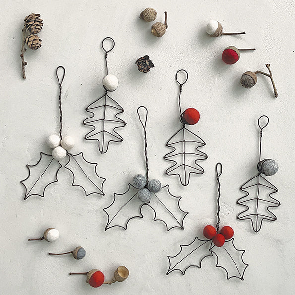 East of India Rusty Wire Holly Leaf Decoration - Red