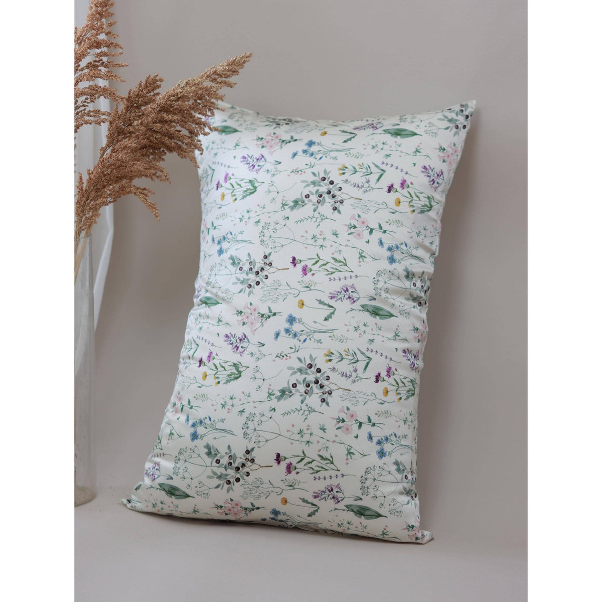 Mulberry Silk Pillowcase - Wildflower Meadow