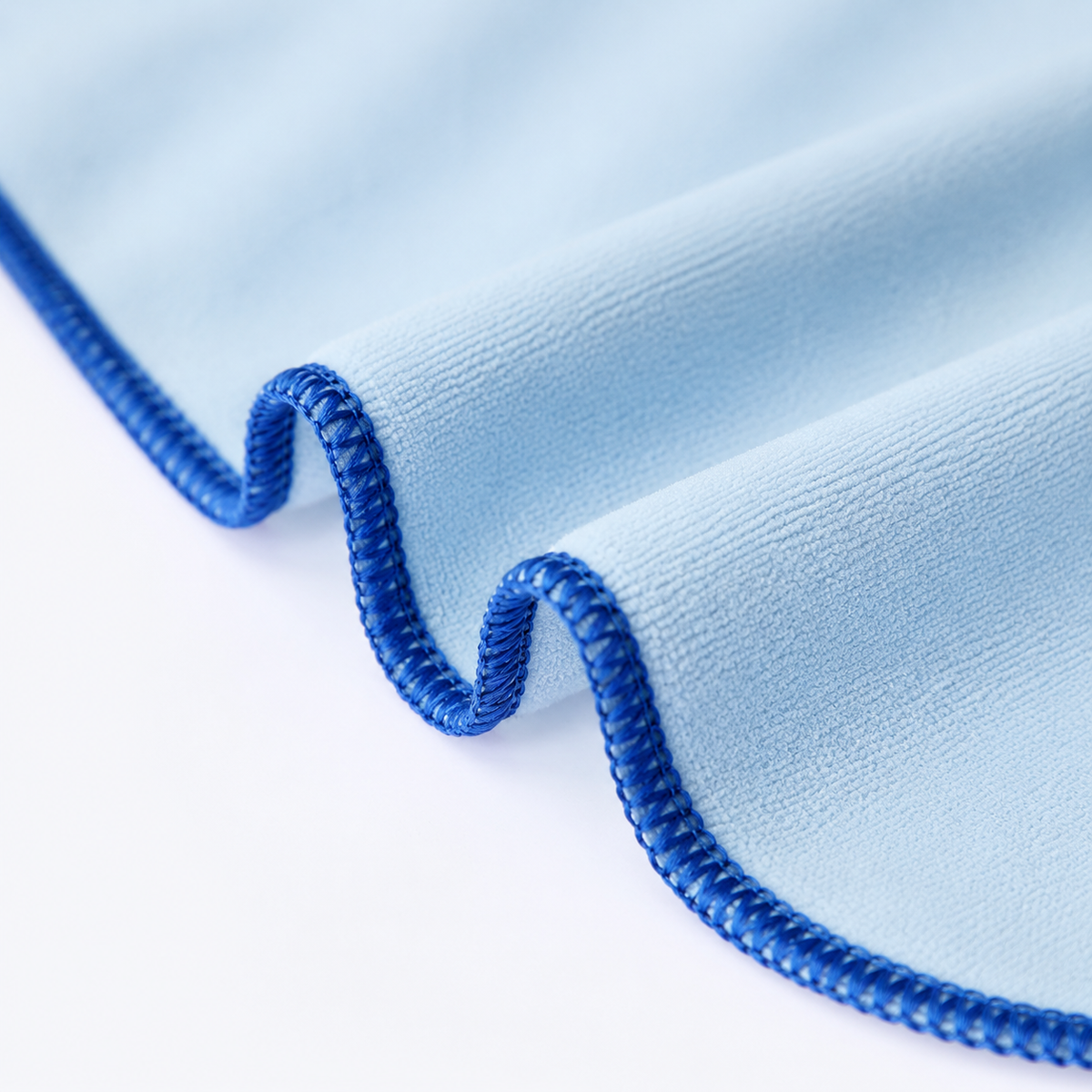 Quick-Dry Microfibre Yoga Towel with Carry Strap