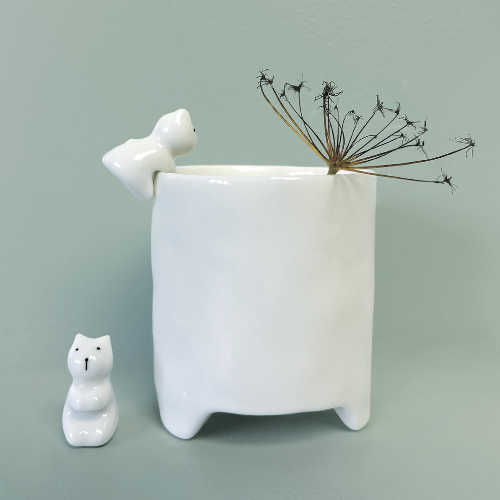 East of India Porcelain Cat Bowl Charm