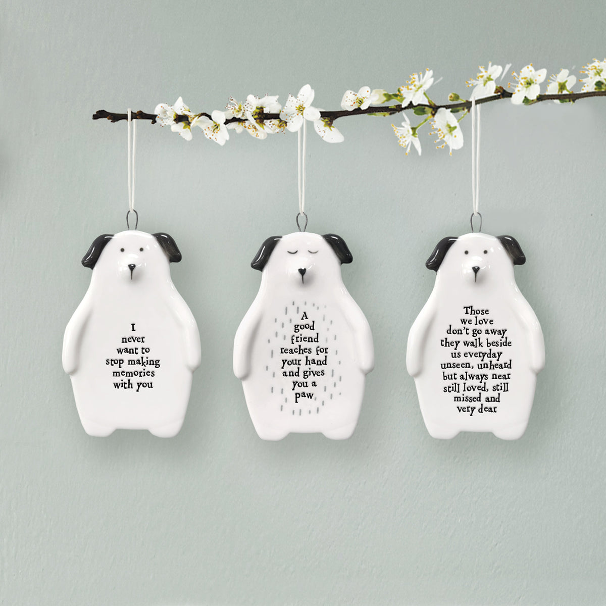 East of India Porcelain Dog Hanging Decoration - Never want to stop making memories