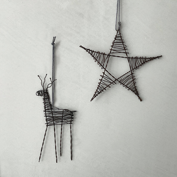 East of India Rusty Wire Hanging Reindeer