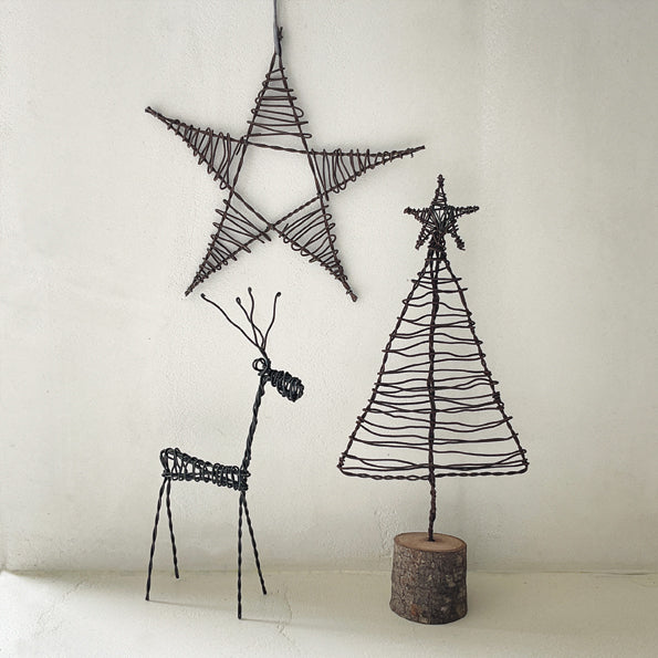 East of India Rusty Wire Standing Reindeer - Small