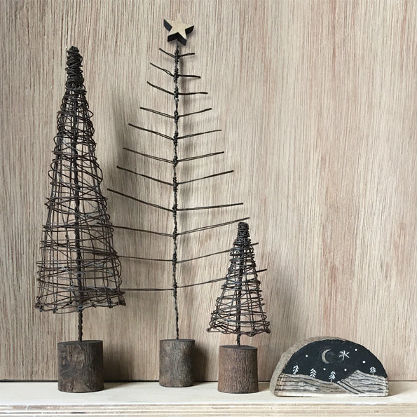 East of India Rusty Wire Cone Christmas Tree - Large