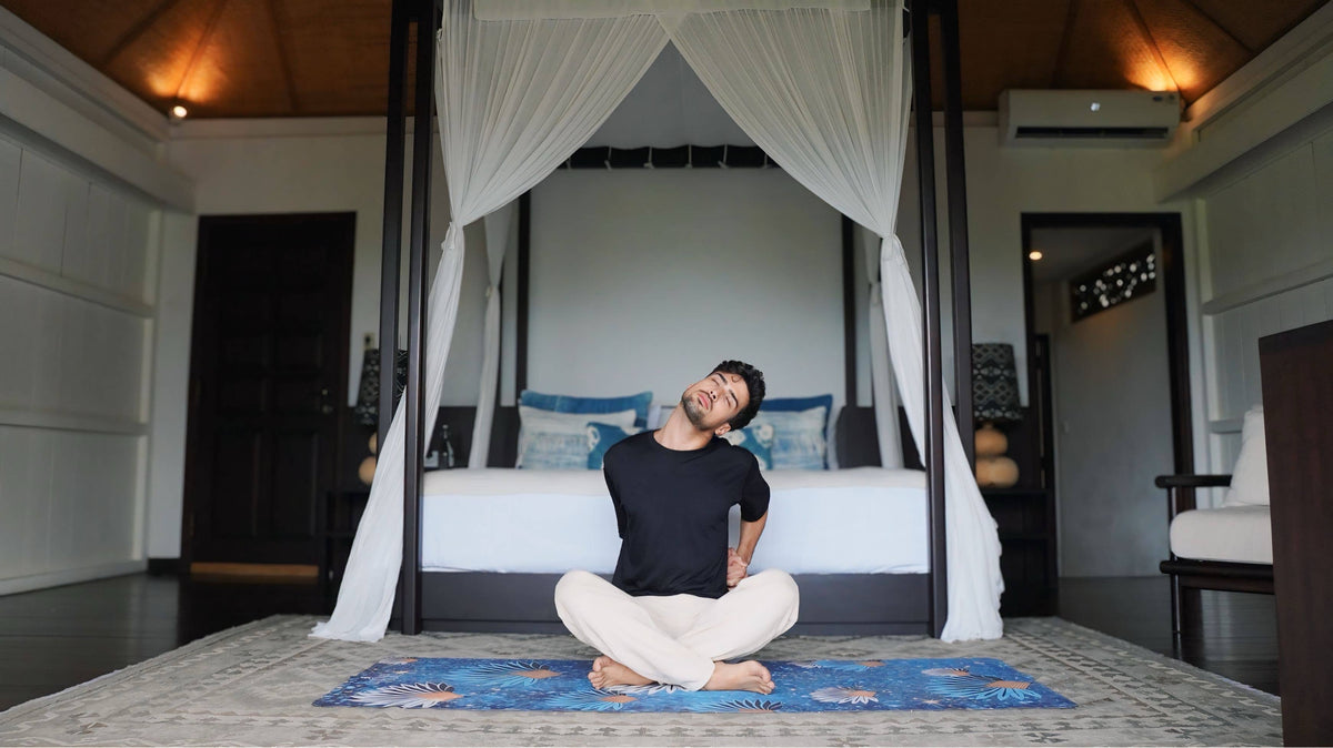 Lightweight Ultra Grip Travel Yoga Mat - Ravinala