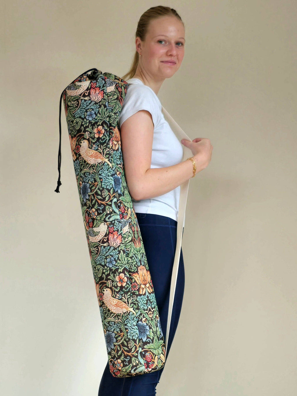 Tapestry Yoga & Pilates Mat Bag - Strawberry Thief Navy
