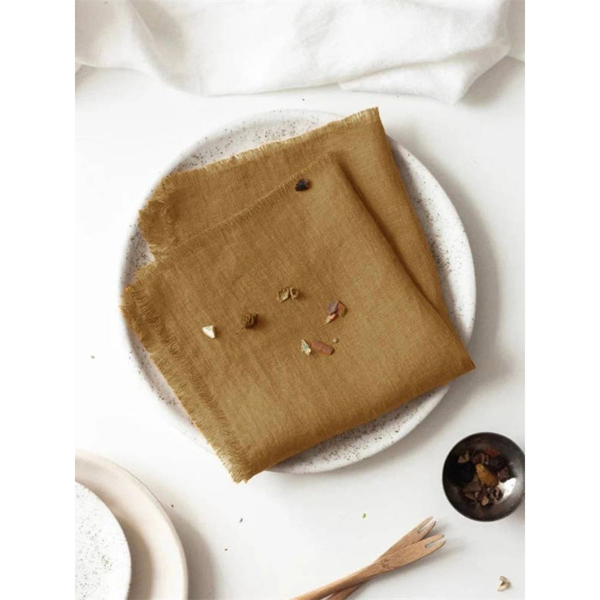 Washed Linen Frayed Edge Napkin & Placemat
