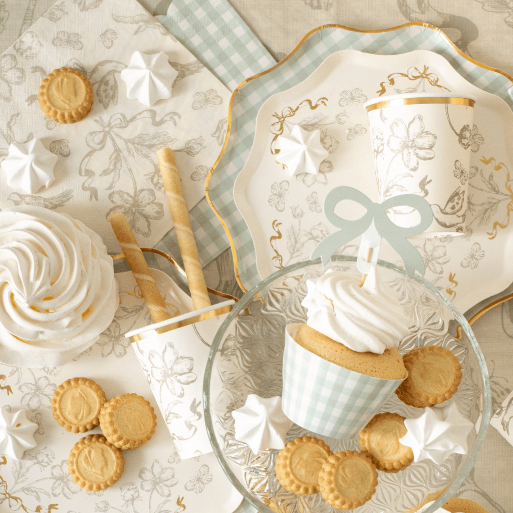 Beige & Gold Floral Paper Plates x 6 Disposable Plates Beige & Gold Floral Paper Plates x 6