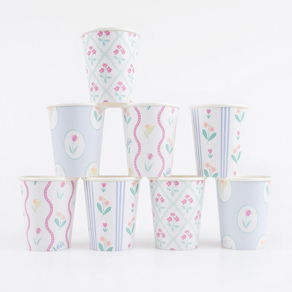 Bloomsbury Floral Party Cups x 8 | Meri Meri party cups Bloomsbury Floral Party Cups x 8