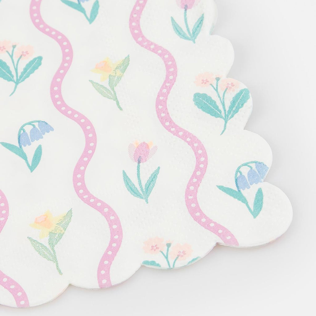 Bloomsbury Floral Small Party Napkins x 16 | Meri Meri party napkins Bloomsbury Floral Small Party Napkins x 16