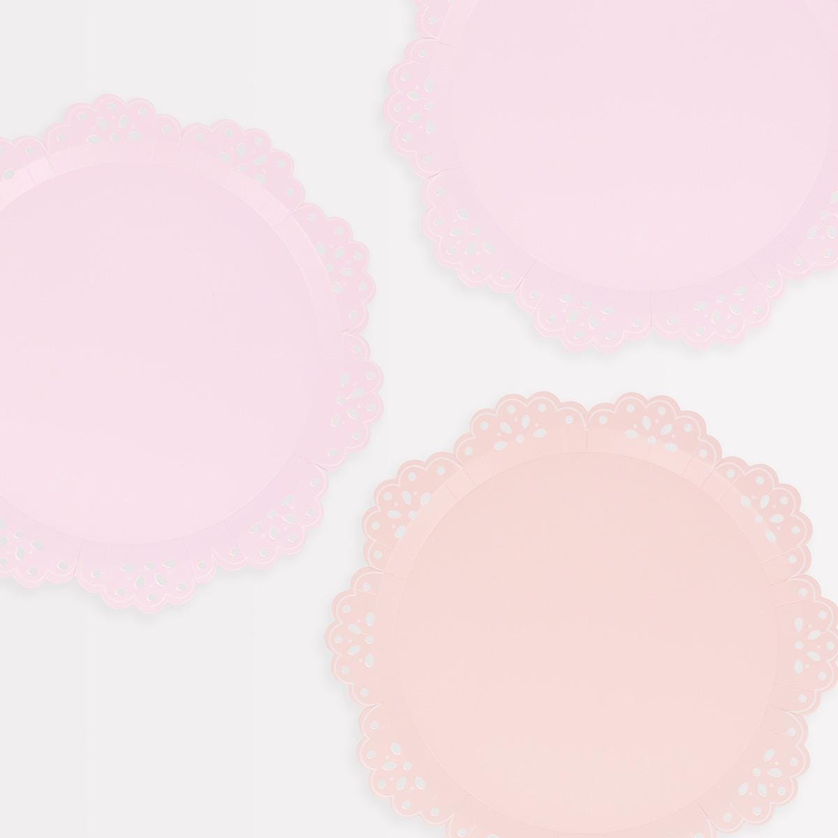 Broderie Anglaise Lace Dinner Party Plates x 8 | Meri Meri party plates Broderie Anglaise Lace Dinner Party Plates x 8