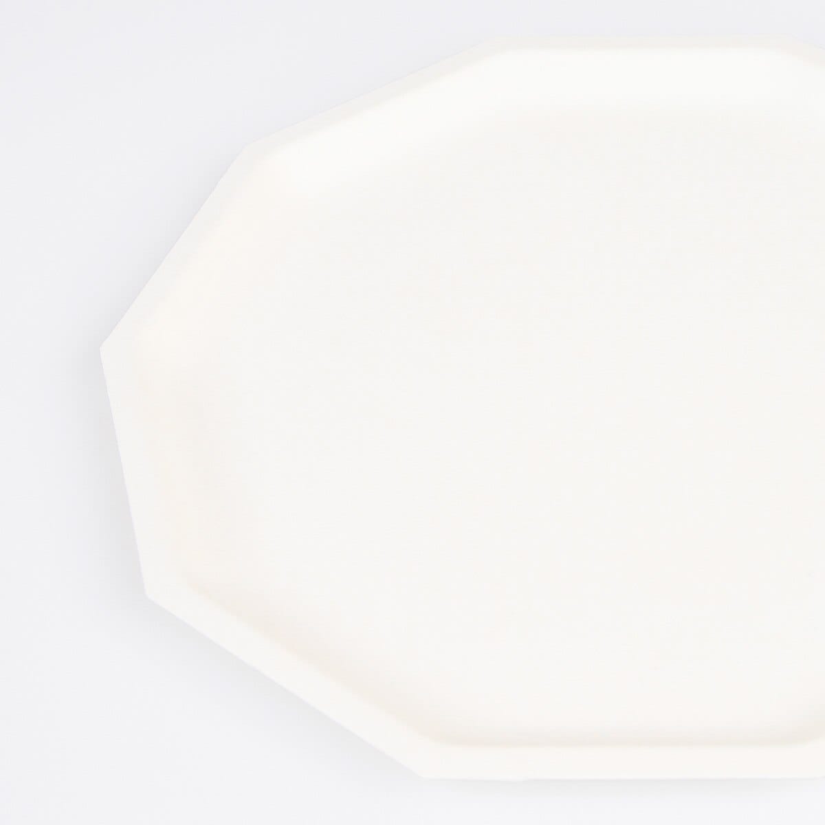 Cream Decagon Compostable Side Party Plates x 8 | Meri Meri party plates Cream Decagon Compostable Side Party Plates x 8