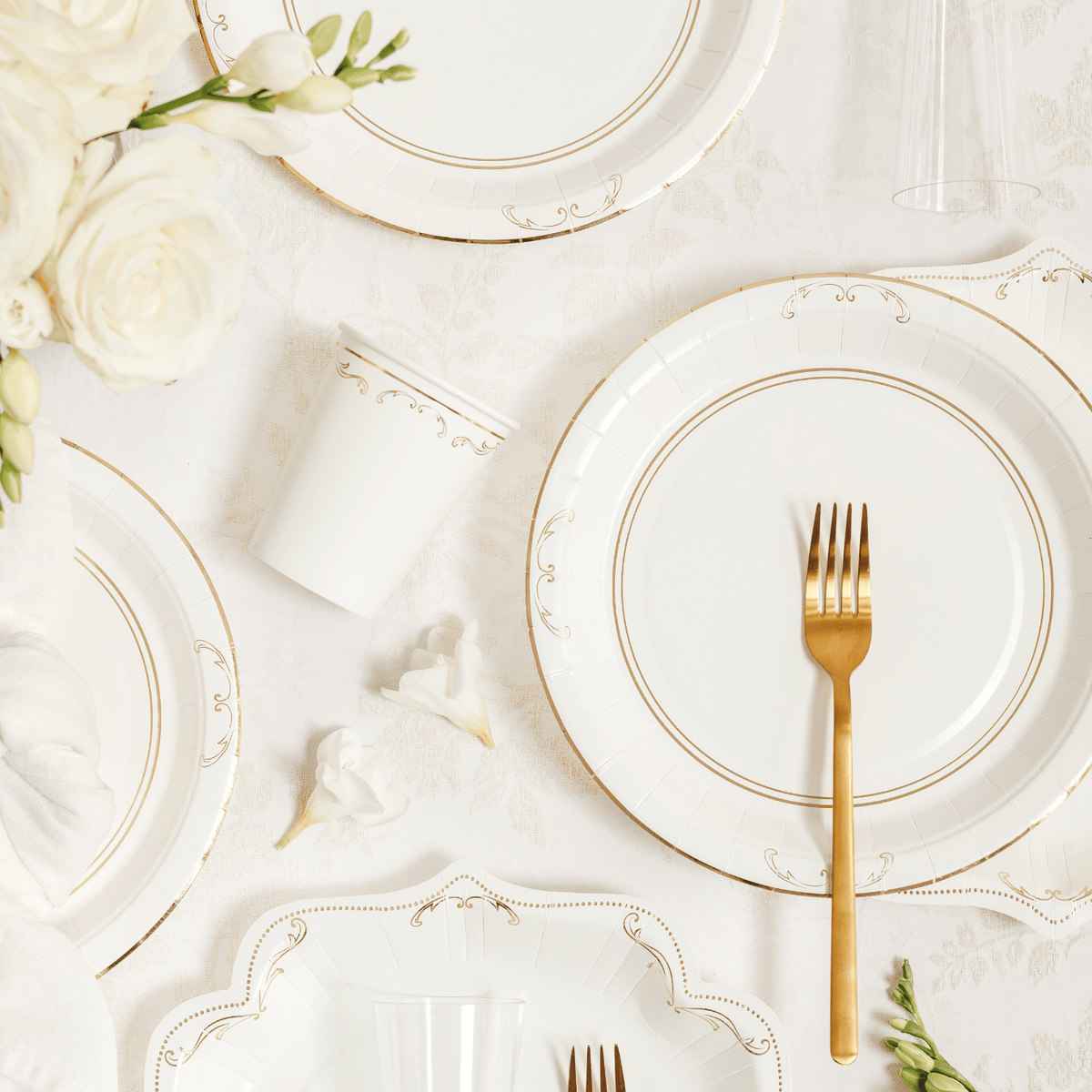 Cream Floral Lace Style Table Runner - Lace Tablescapes tablecover Cream Floral Lace Style Table Runner