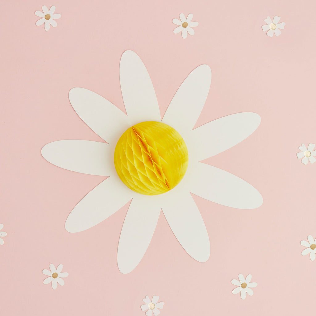 Daisy Hanging Honeycomb Decorations x 3 - Daisy Party Decorations Hanging Decoration Daisy Hanging Honeycomb Decorations x 3