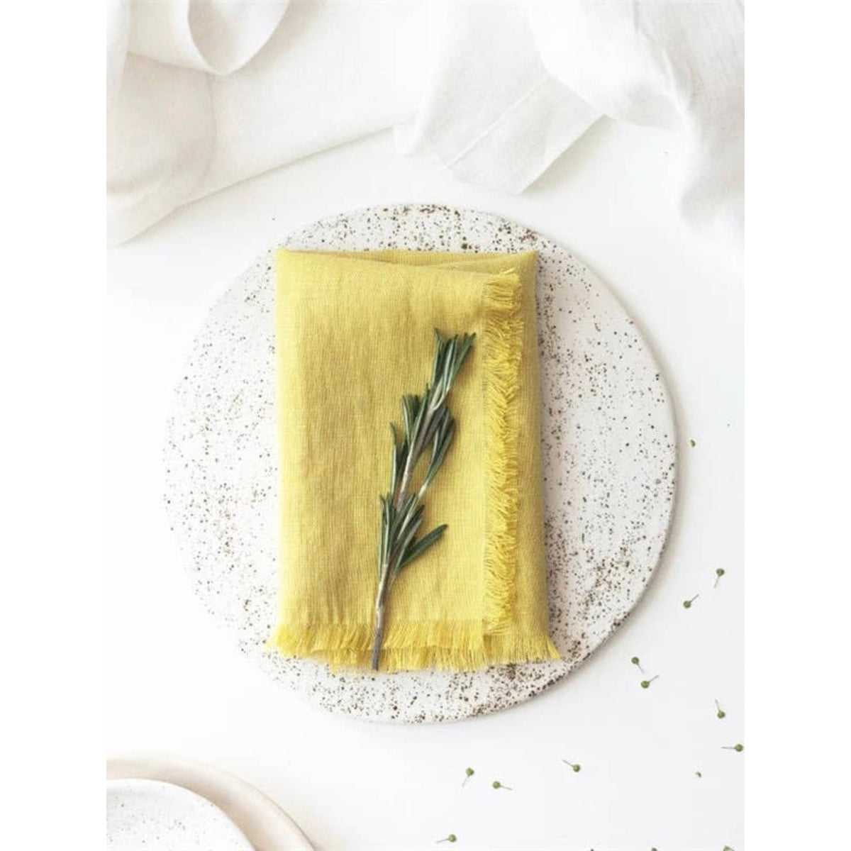 Washed Linen Frayed Edge Napkin & Placemat - 08 / 32 x 44 cm