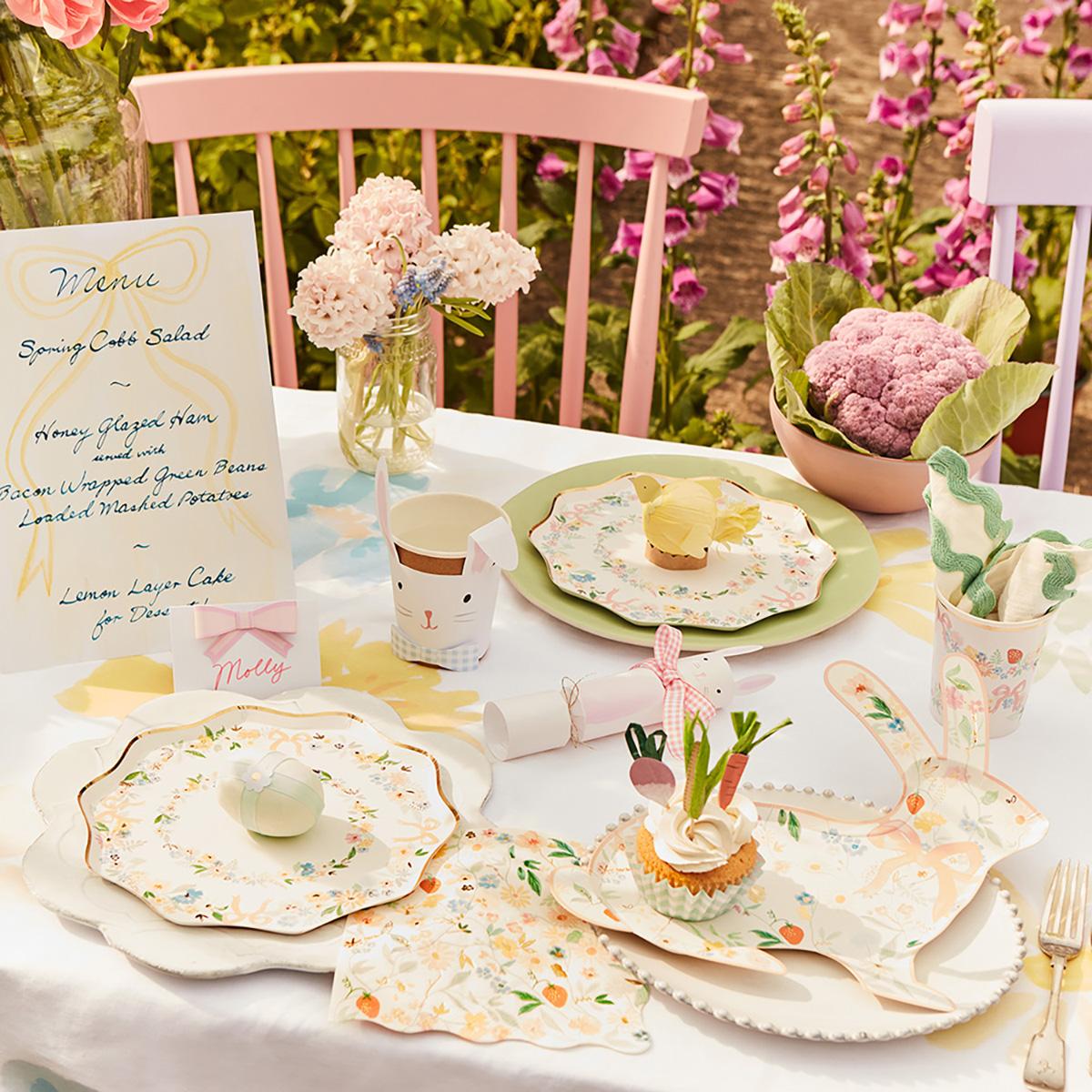 Elegant Floral Small Party Napkins x 16 | Meri Meri party napkins Elegant Floral Small Party Napkins x 16