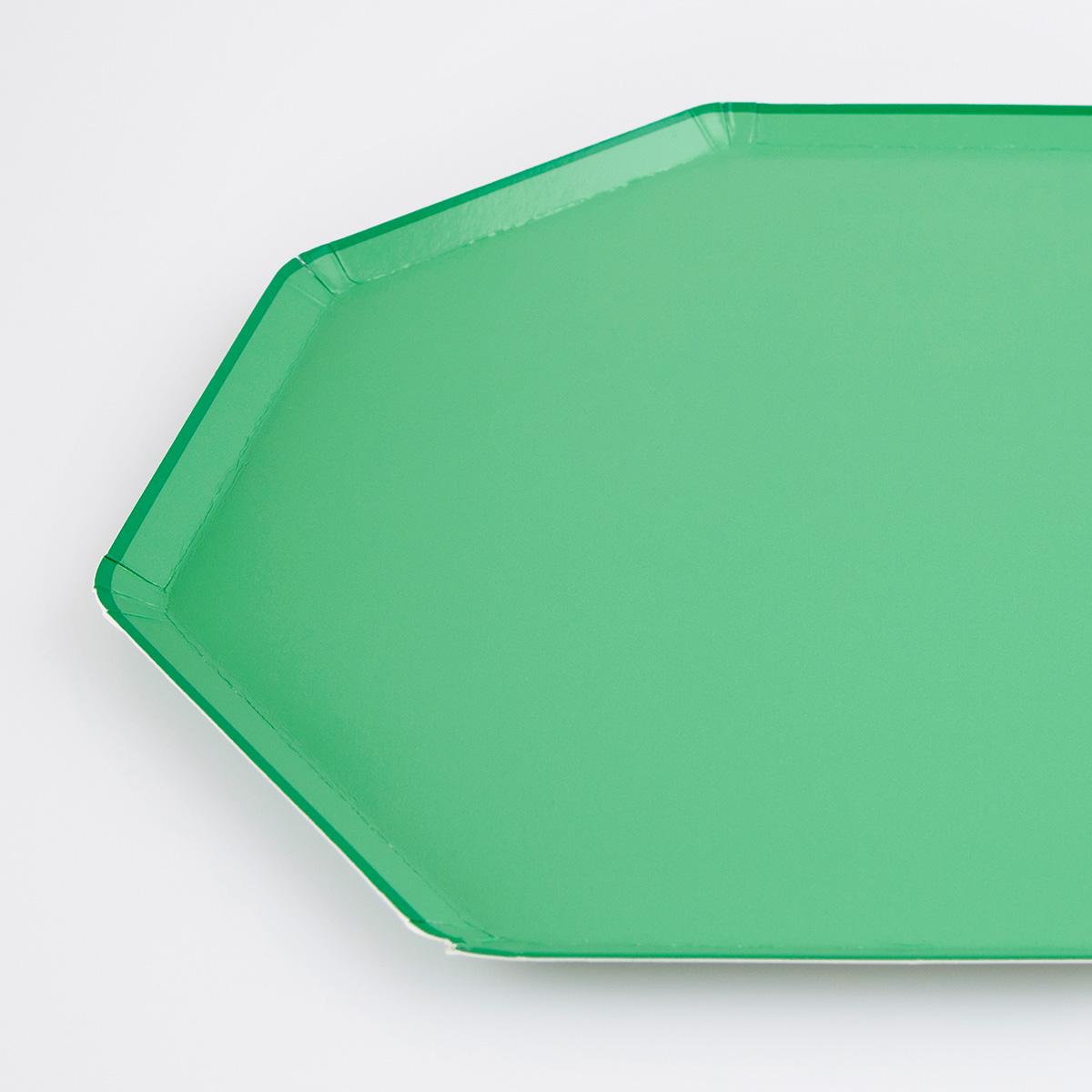 Emerald Green Dinner Party Plates x 8 | Meri Meri party plates Emerald Green Dinner Party Plates x 8