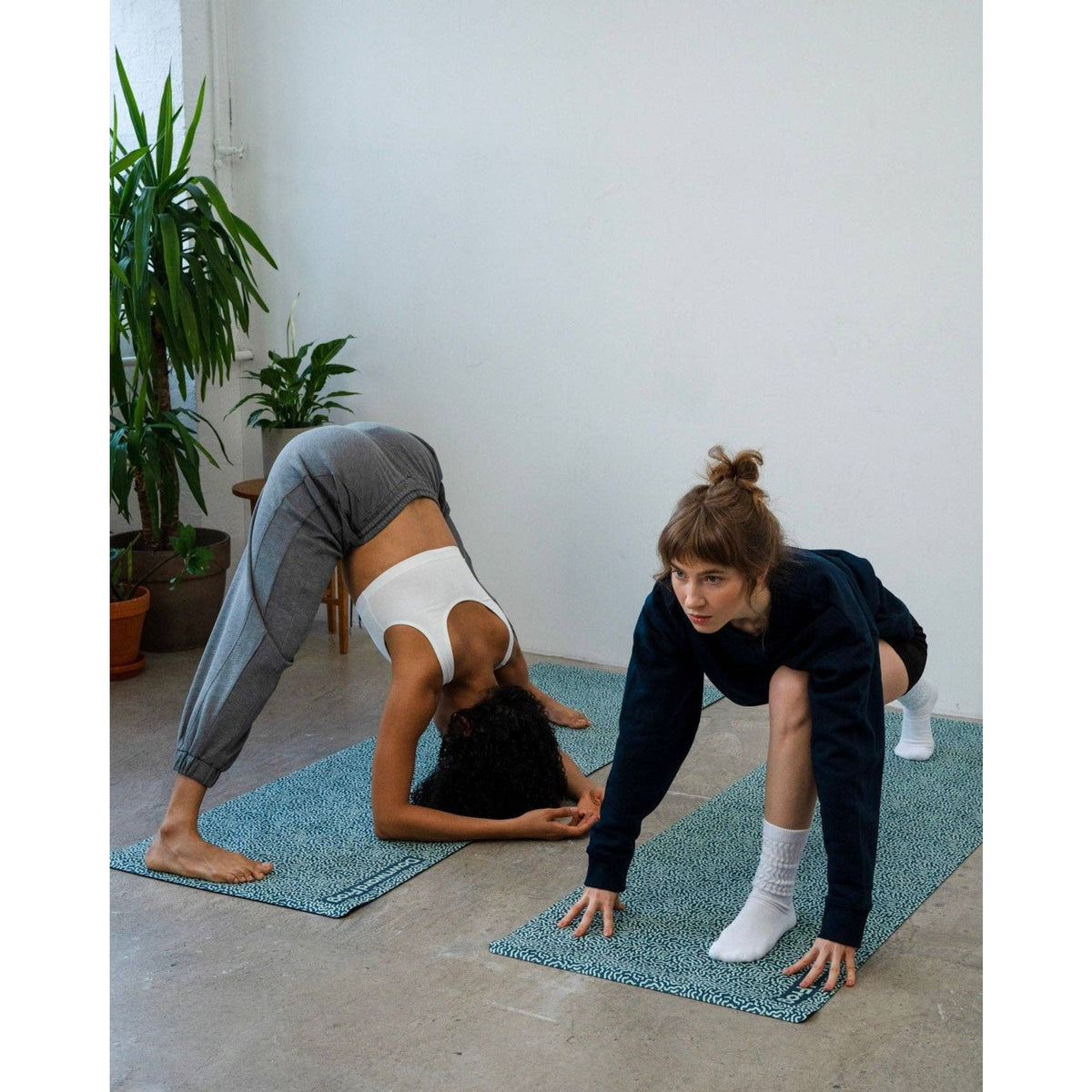 Whirly Patterned Travel Yoga Mat