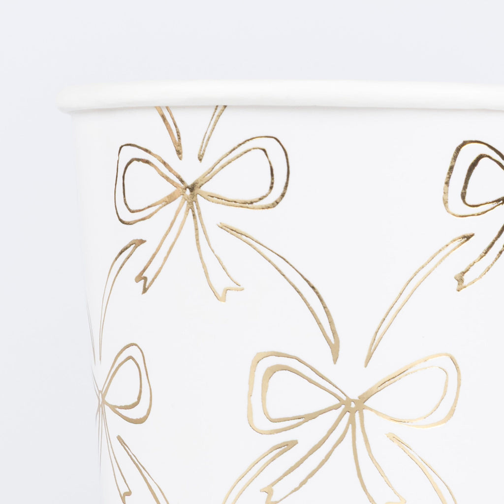 Gold Bow Party Cups x 8 | Meri Meri Christmas Bows party cups Gold Bow Party Cups x 8