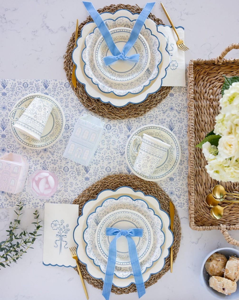 My Mind's Eye - Pembroke Cream with Blue Edge Large Paper Plates  Disposable Plates Pembroke Cream with Blue Edge Large Paper Plates x 8