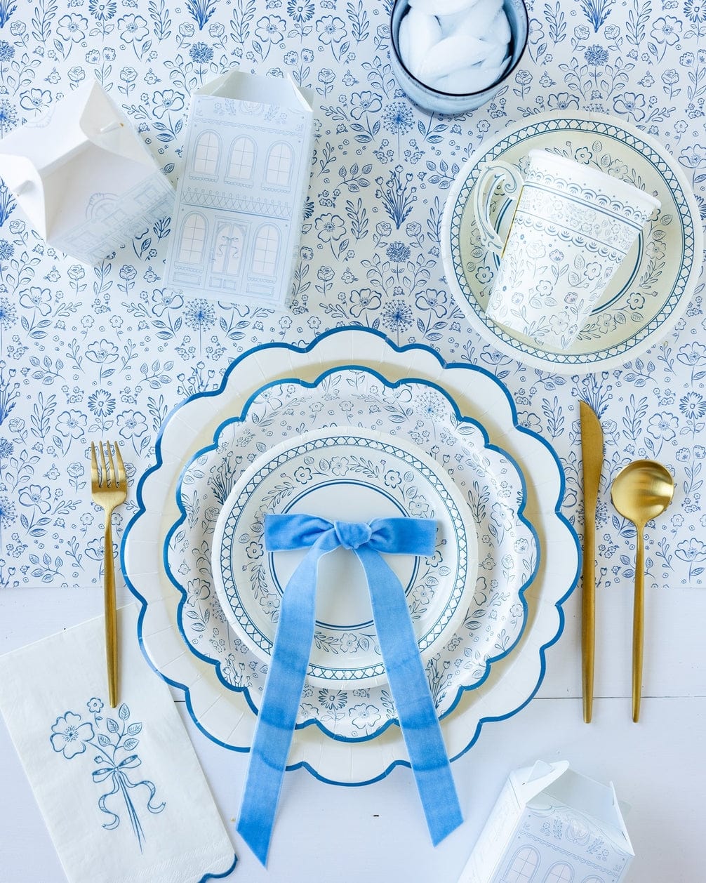 My Mind's Eye - Pembroke Floral Paper Dinner Napkins x 24 Paper Napkins Pembroke Floral Paper Dinner Napkins x 24