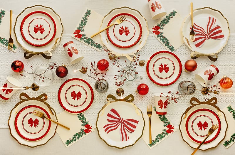 Red & Beige Bow Christmas Party Cups x 6 - Vintage Christmas Cups Disposable Cups Red Bow Vintage Christmas Party Cups x 6